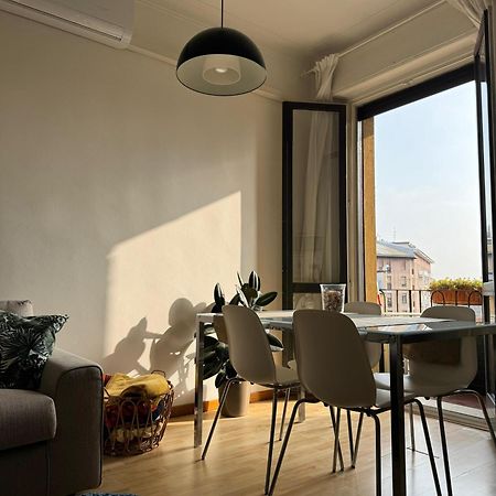 Trilocale Con Due Balconi A Isola Porta Nuova Daire Milano Dış mekan fotoğraf